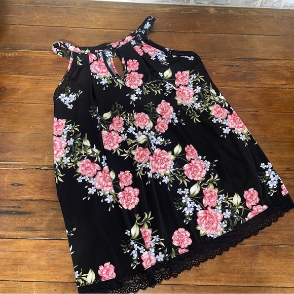 Torrid Pink and Green Cut Out Sleeveless Tank Top 1x - Picture 2 of 6